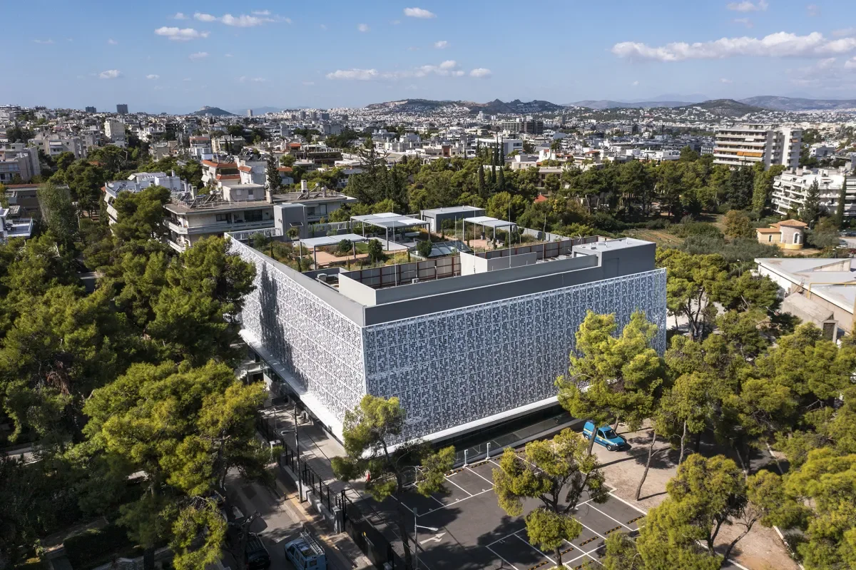 Φωτογραφία από εξωτερικό κτηρίου Αγίας Παρασκευής 